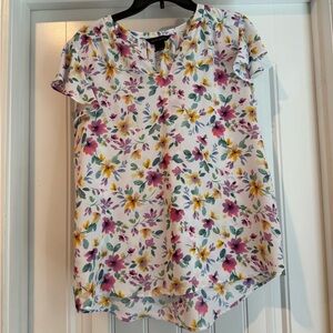 💚5 for $25 💚Investments Floral Blouse - White, Purple, Yellow